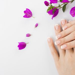 CORSO DI RICOSTRUZIONE UNGHIE - LIVELLO BASE